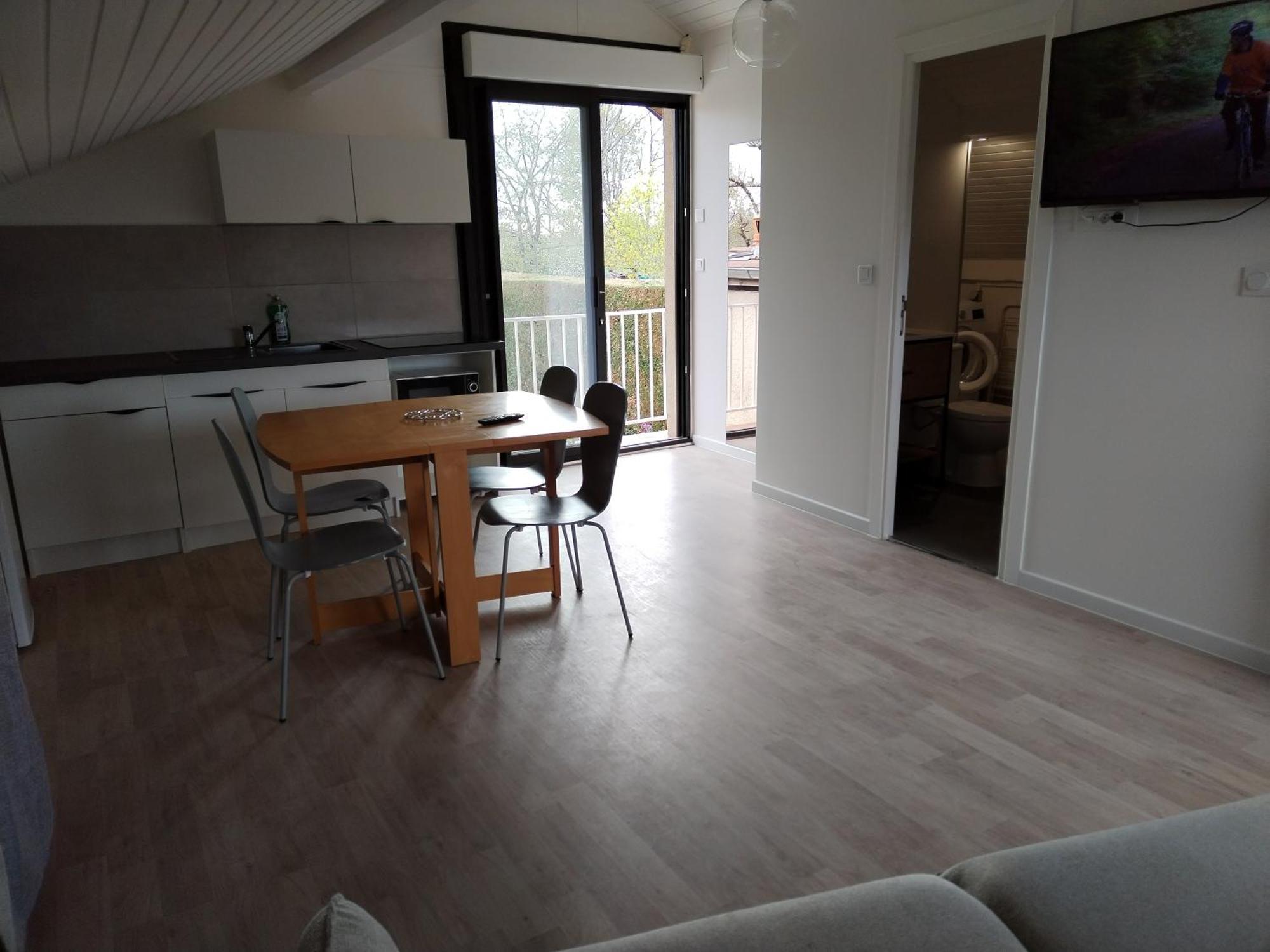 Chez Mimi 1,7 Kilometres De Luxeuil Les Bains Apartment Froideconche Ngoại thất bức ảnh
